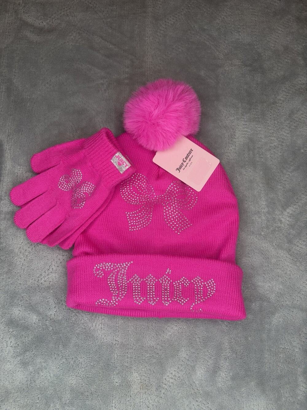 NWT Juicy Couture Girls Pink Beanie Hat Mitten Combo Set